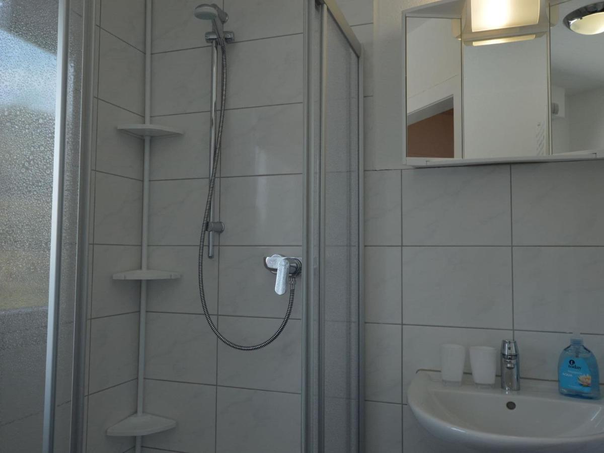 Cozy Apartment In Rees With Free Wifi エクステリア 写真